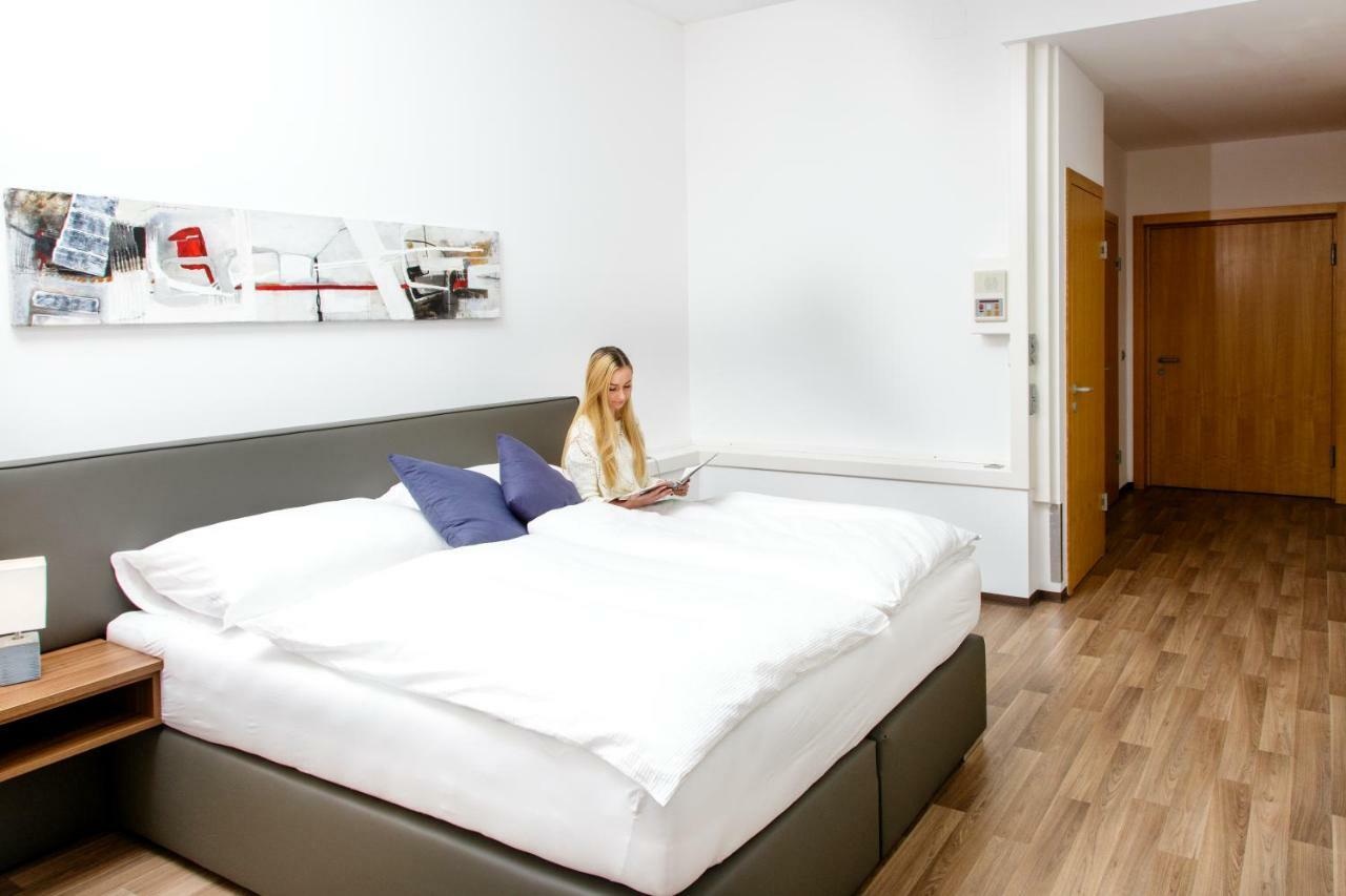 Health Vital Comfort Guestrooms Wels Ngoại thất bức ảnh